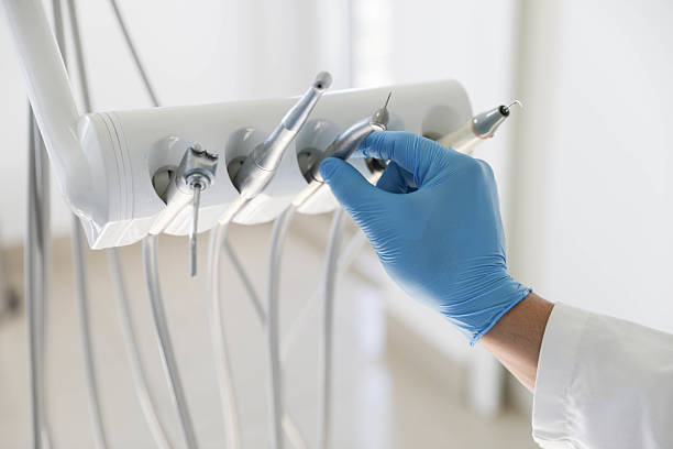 Professional Tooth Extraction technician working in Union County County, GA